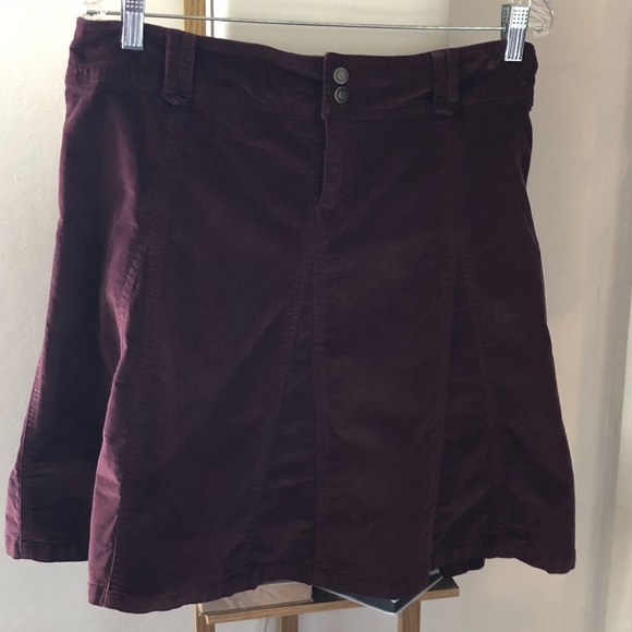 sahalie Dresses & Skirts - Sahalie Cascade Corduroy Transport skirt